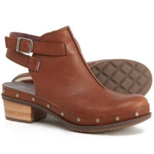 Chaco Cataluna Clogs NWT Size 6 1/2